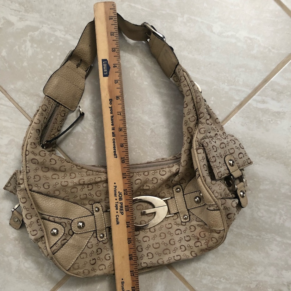 GUESS Shoulder Purse - Picture 5 of 7